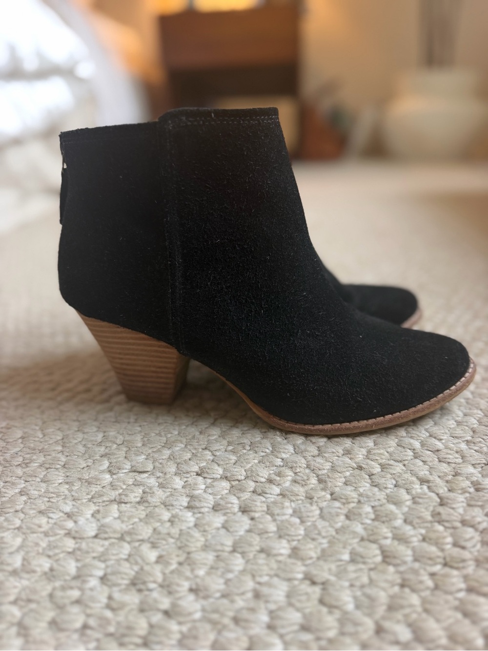 Splendid black suede ankle boots